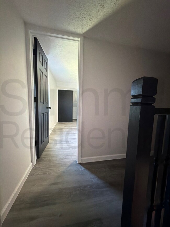 Building Photo - Three Bedroom One Bathroom Home in Mansfield!!
