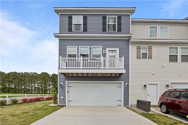 Building Photo - Luxury Living in Grassfield!