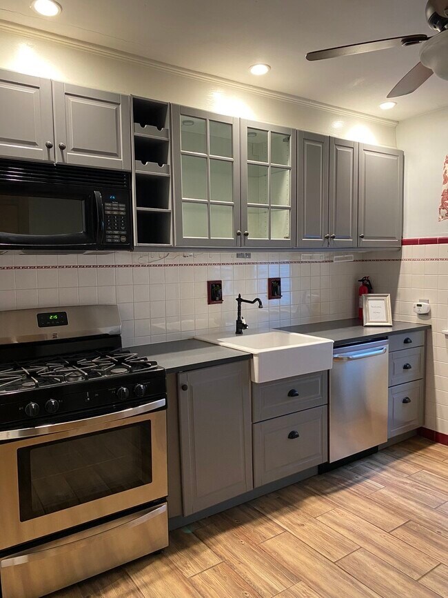 Building Photo - 839 McKinley Pkwy