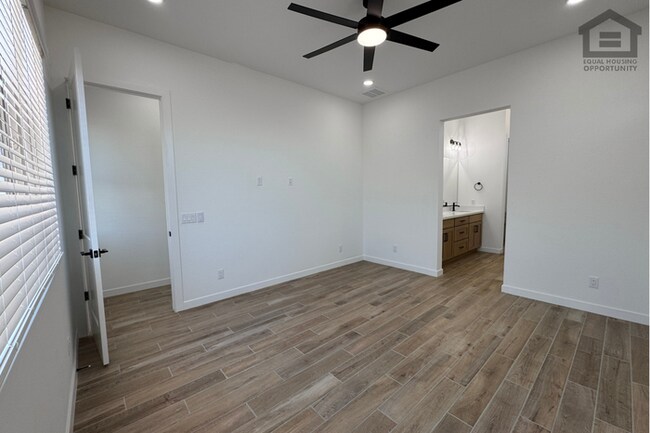 Building Photo - 3bed/2bath Home in North Surprise! Ready for Immediate Move-In! -- NO HOA!