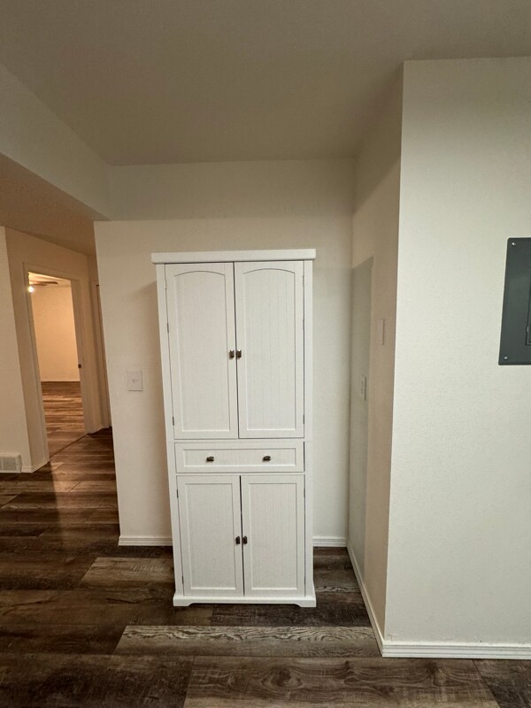 Building Photo - 6482 McNichols Ct