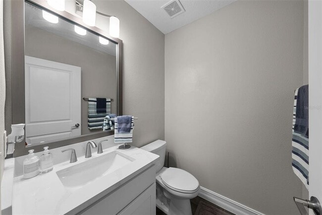 Building Photo - 5351 Bridge St