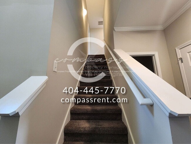 Building Photo - 103 Squarewood Ln NW