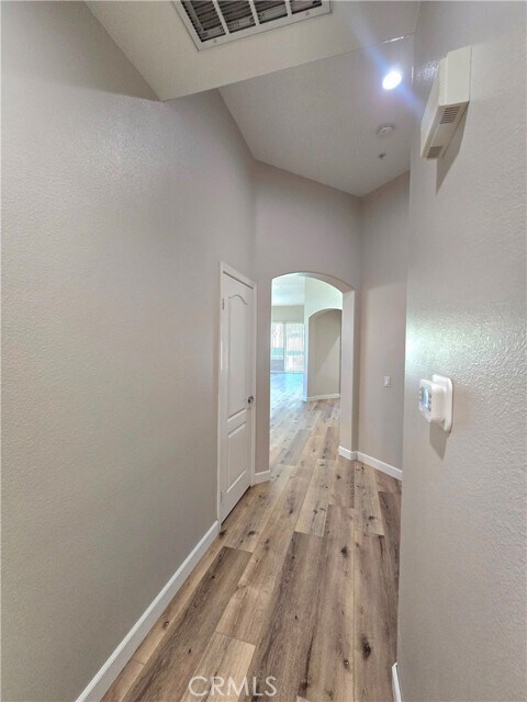 Building Photo - 1475 Upland Hills Dr S