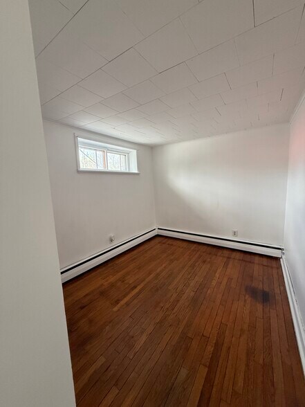 Building Photo - 3656 Main St