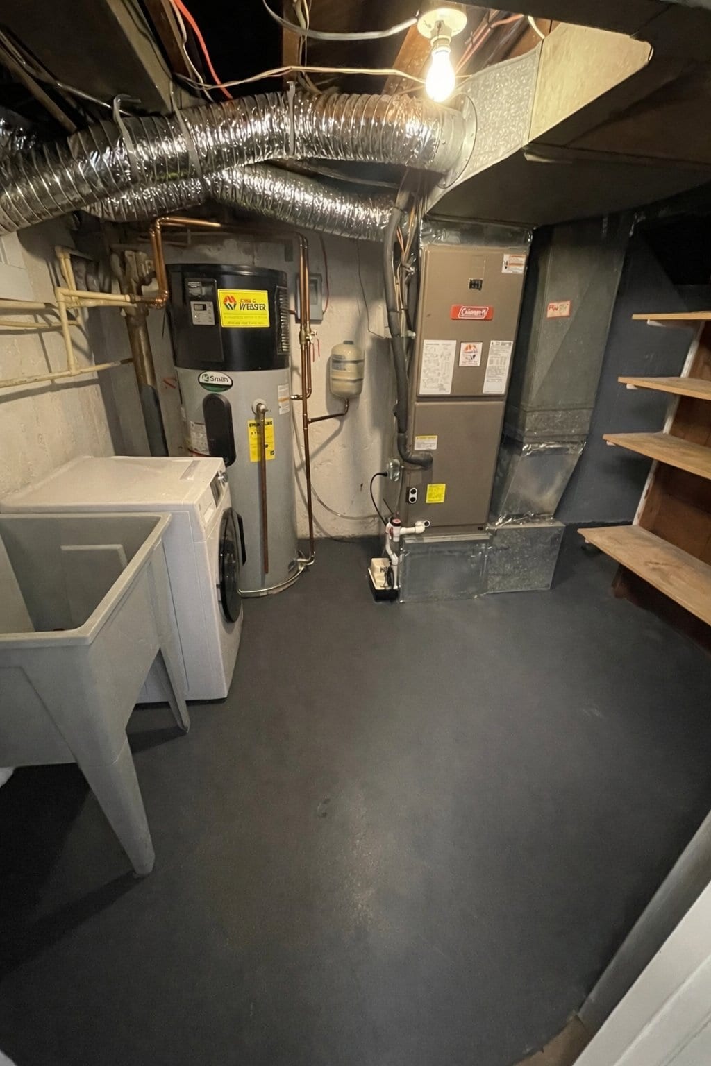 Building Photo - 204 34th St NE