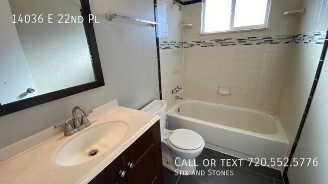 Building Photo - Newly Renovated 3-Bed, 1.5-Bath in Aurora,...