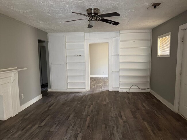 Building Photo - 1750 Yarbrough St