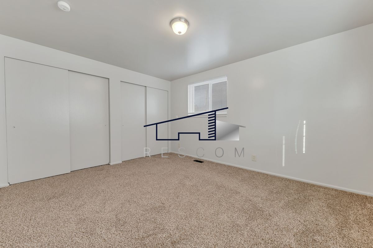 Building Photo - 800 State St