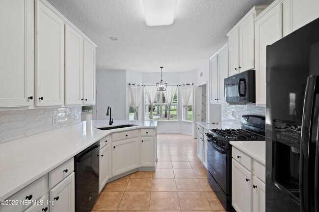 Building Photo - 1701 Windover Pl