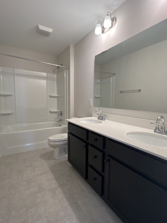 Building Photo - 509 Purple Finch Rd