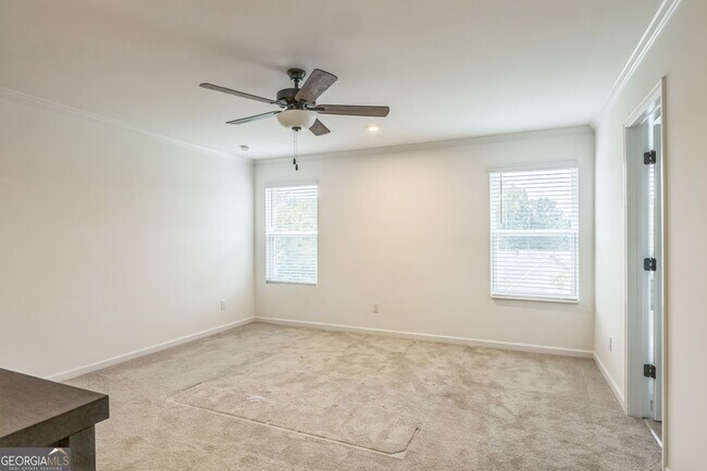 Building Photo - 3682 Bradford Way