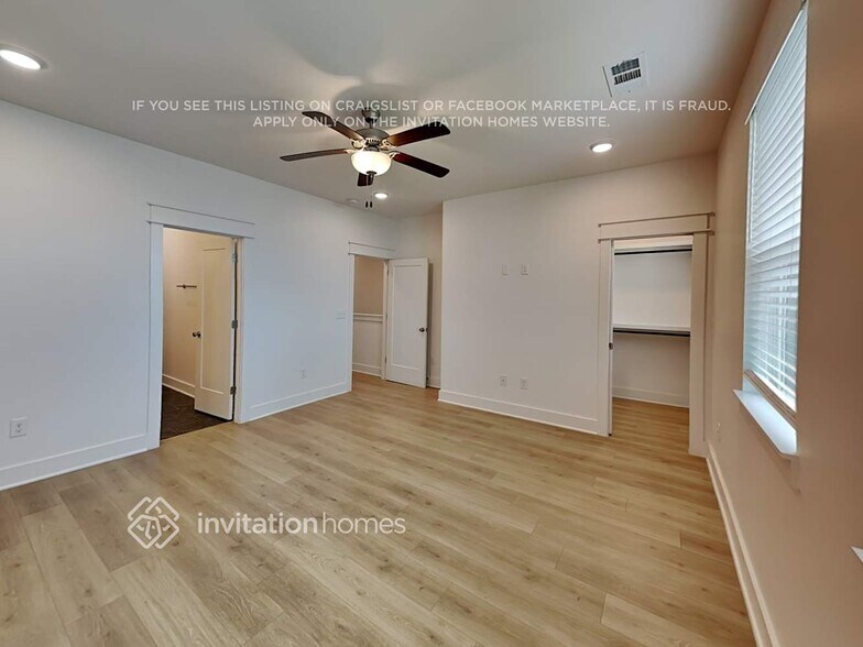 Building Photo - 428 38th Ave N