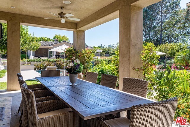 Building Photo - 1209 Via Aracena