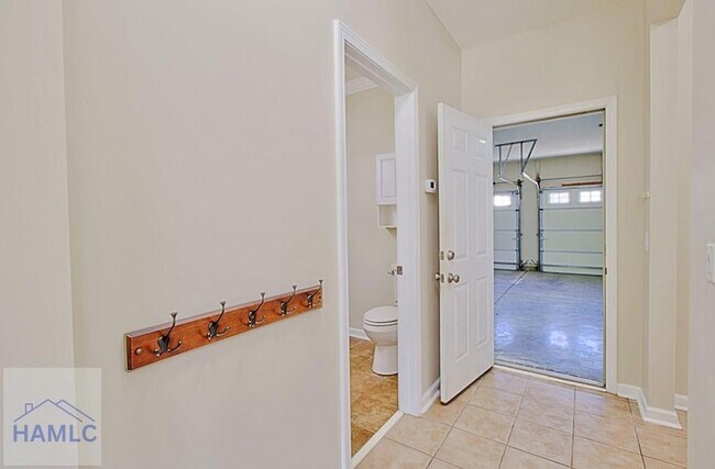 Building Photo - 7 Limestone Ln