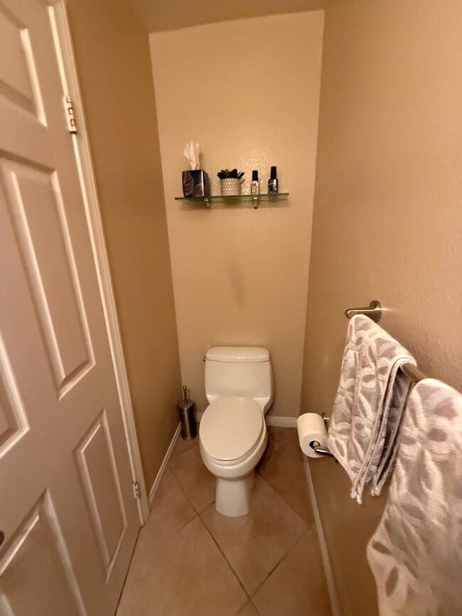 Building Photo - 2513 Escala Cir