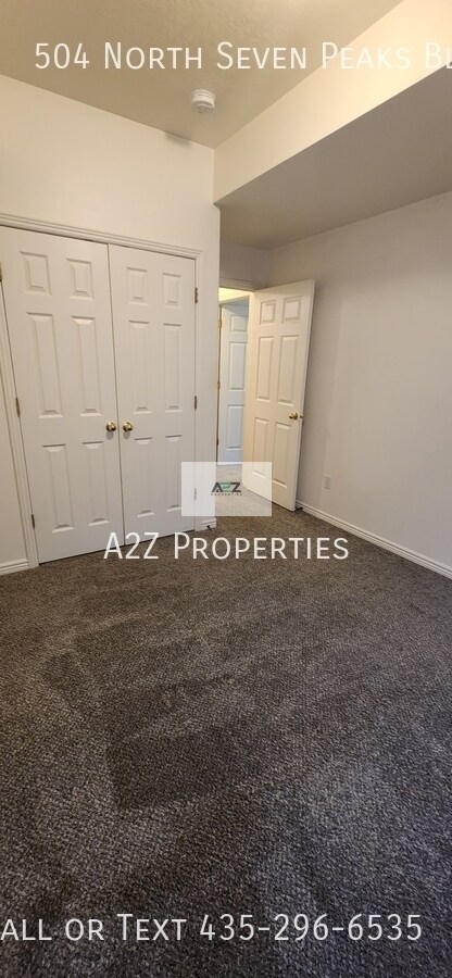 Building Photo - 504 N Seven Peaks Blvd