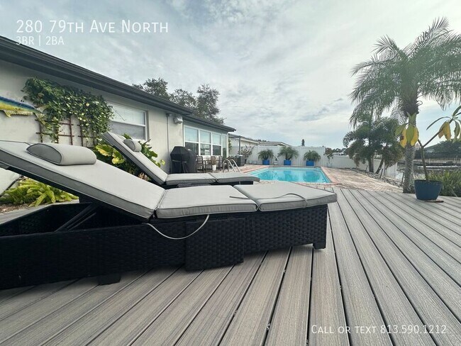 Building Photo - 280 79th Ave N