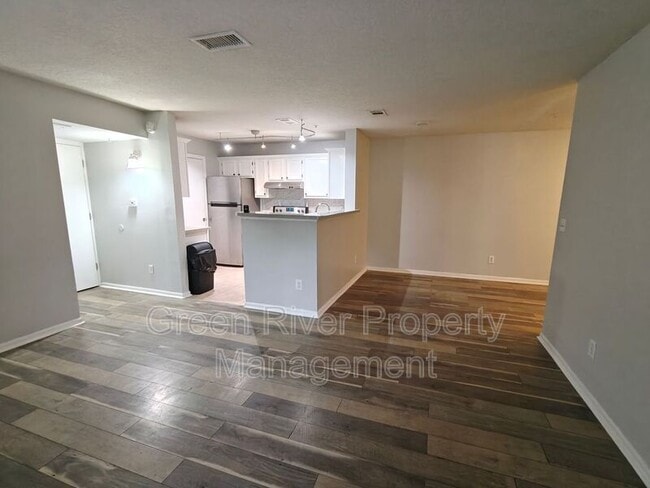 Building Photo - 7701 Timberlin Park Blvd