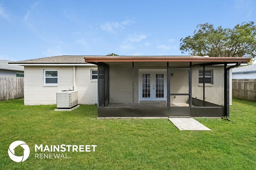 Building Photo - 1406 Cromwell Dr