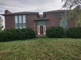 Building Photo - 332 Southampton Dr