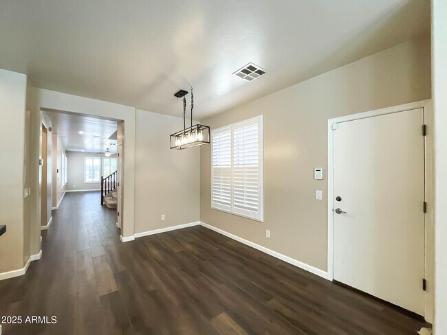 Building Photo - 3829 E Morelos St