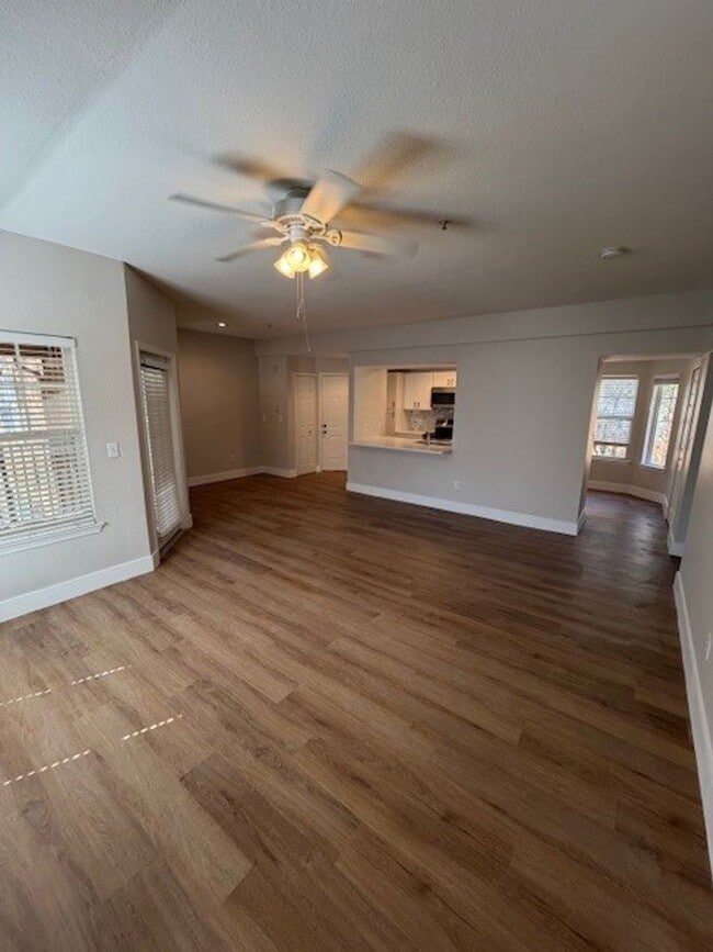 Building Photo - Application pending***Do Not Apply***Spacious 2/2 Condo in Sable Point within gated community