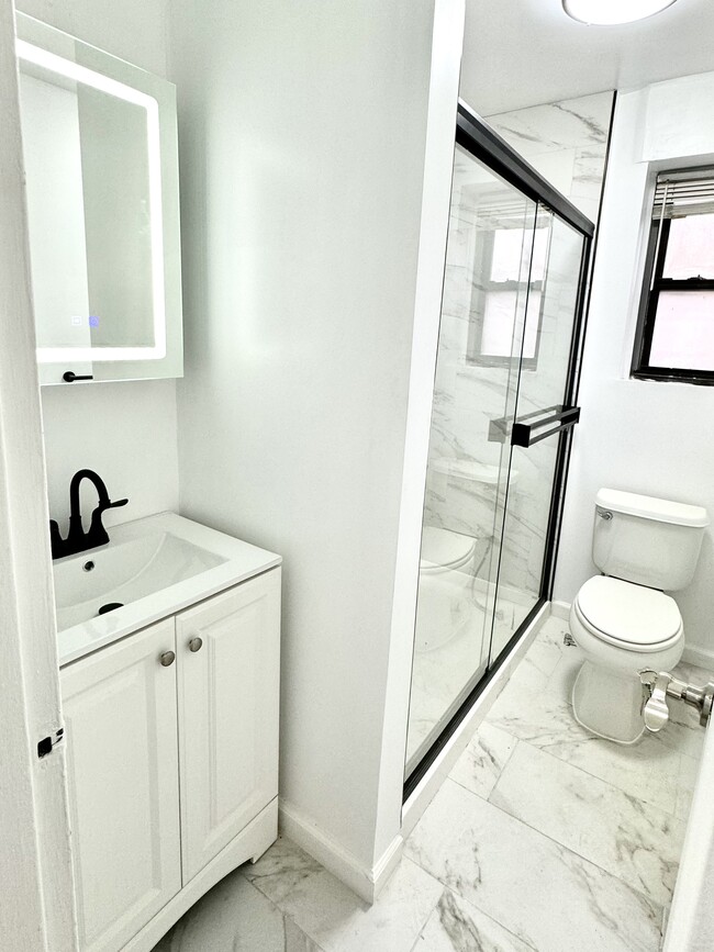 Renovated bathroom - 165 Vroom St