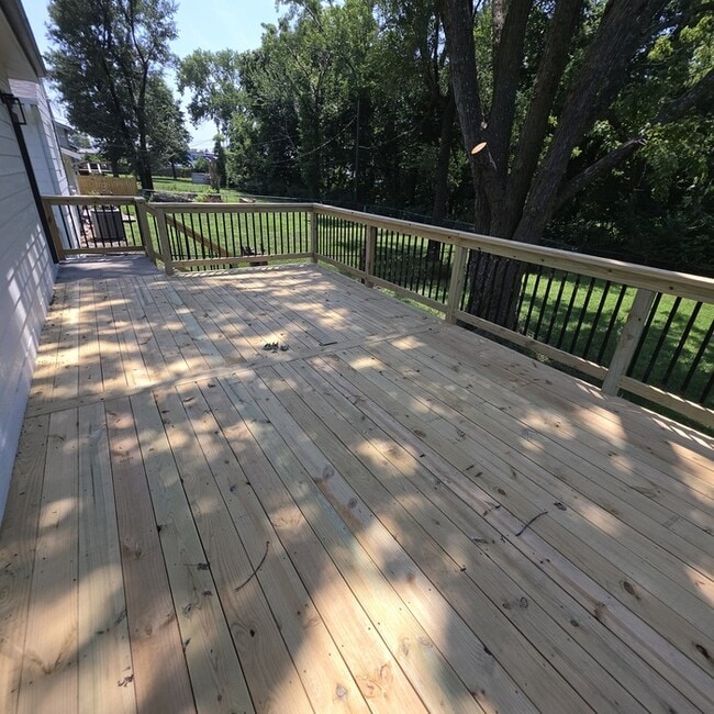 Building Photo - Spacious 3 bedrooms and 2 baths ranch home located on SE Browning St in Lee's Summit, MO
