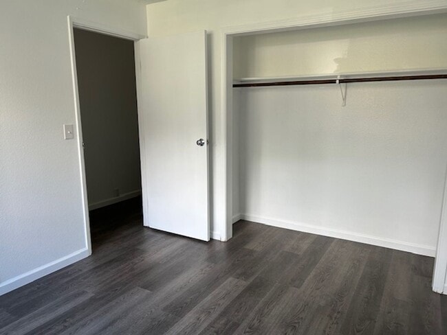 Building Photo - One Bedroom, One Bath Unit in  Kailua Bay ...