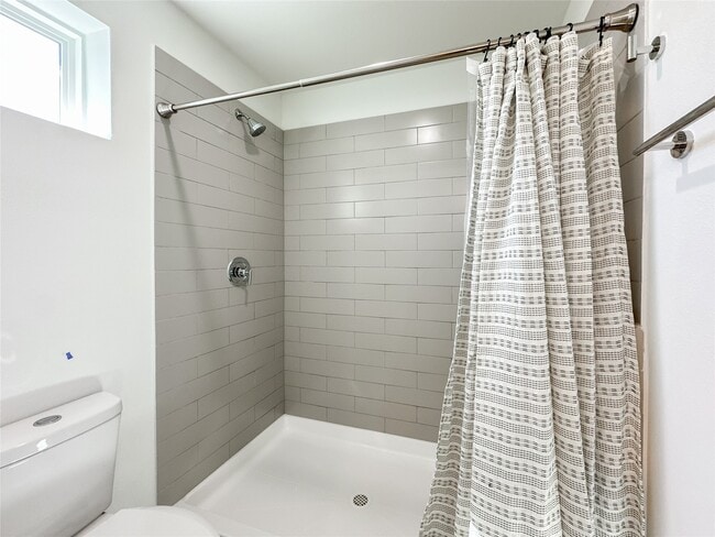 Building Photo - 2710 Discovery Trails Ct