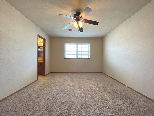Building Photo - 3620 Wynn Cir