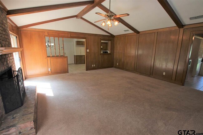 Building Photo - 8524 Radcliffe Dr