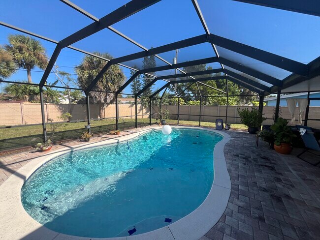 Building Photo - 1207 Riverbreeze Blvd