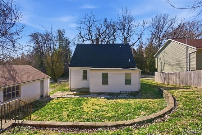 Building Photo - 921 Vine St