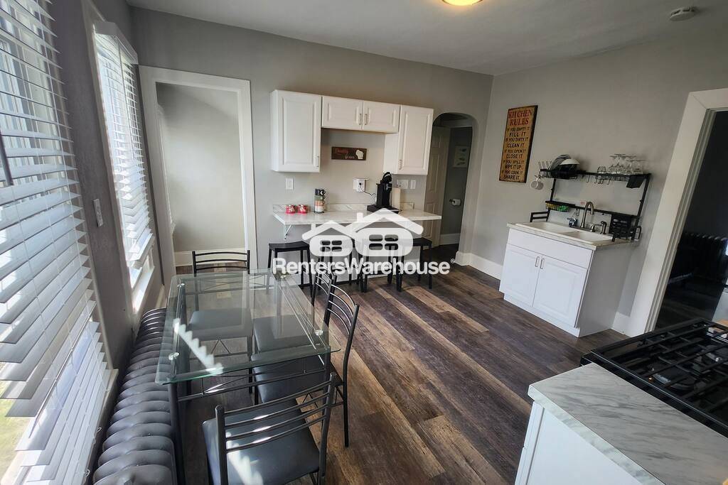 Building Photo - 2867 N Fratney St