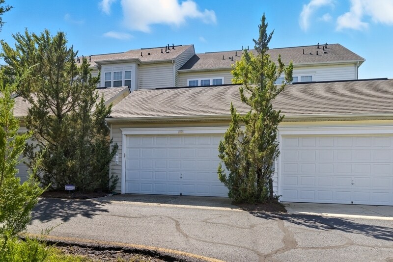 Building Photo - 613 Spectator Ave