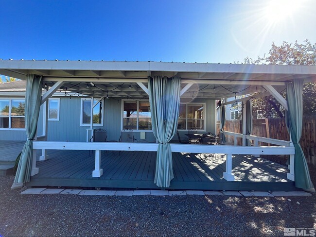 Building Photo - 4875 Crestside Dr