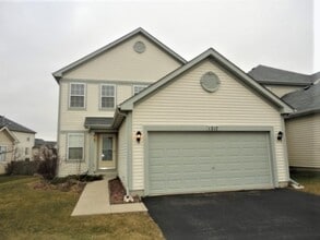 Building Photo - 1217 Violet Ln