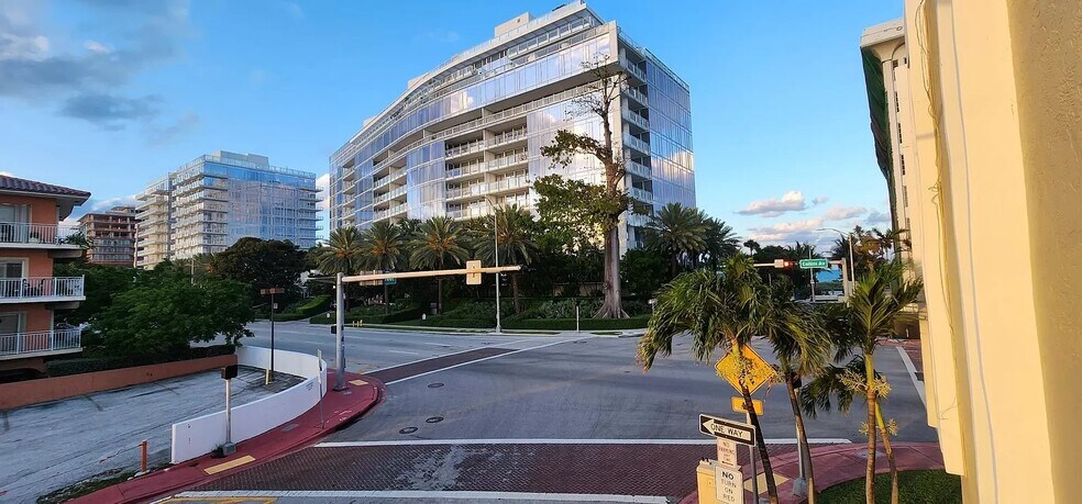 Building Photo - 8966 Collins Ave