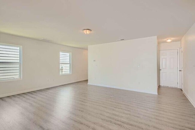 Building Photo - 1575 Leonard St