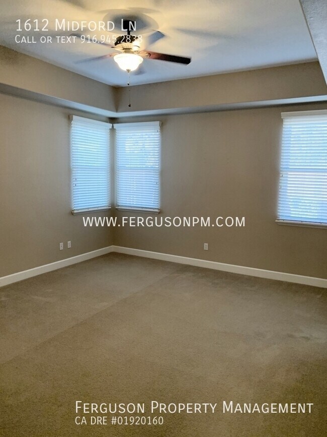 Building Photo - 1612 Midford Ln
