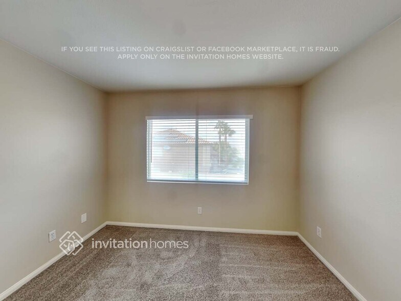 Building Photo - 494 Fiddlehead Ave