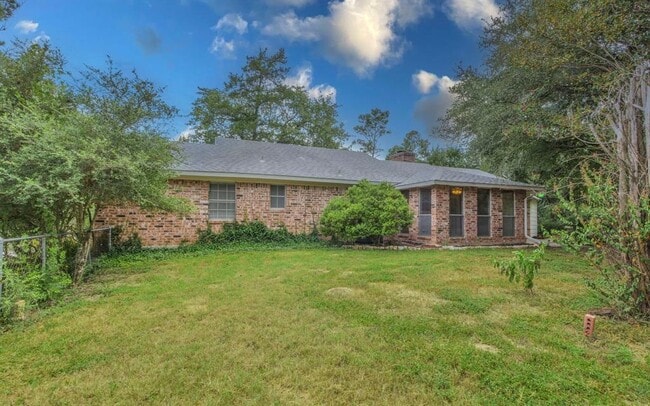 Building Photo - 106 Grand Canyon Dr
