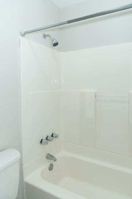 Building Photo - Coastal Charm Awaits: Cozy 3-Bedroom Home in Fort Walton Beach!