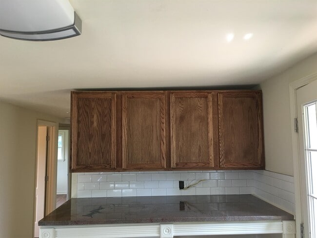 Building Photo - 114 Morrison St