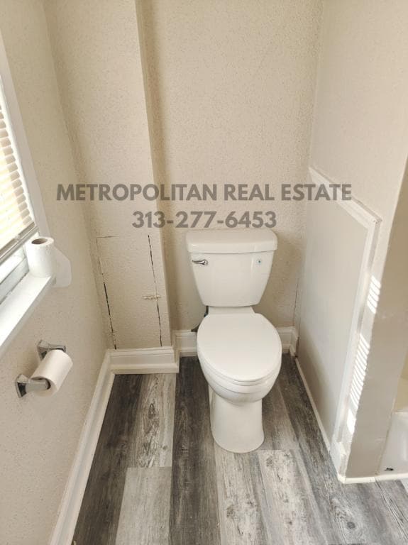 Building Photo - 4476 Monroe St