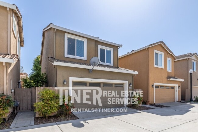Building Photo - Beautiful North Natomas Home