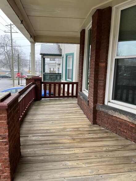 FRONT PORCH - 34 S Adams St