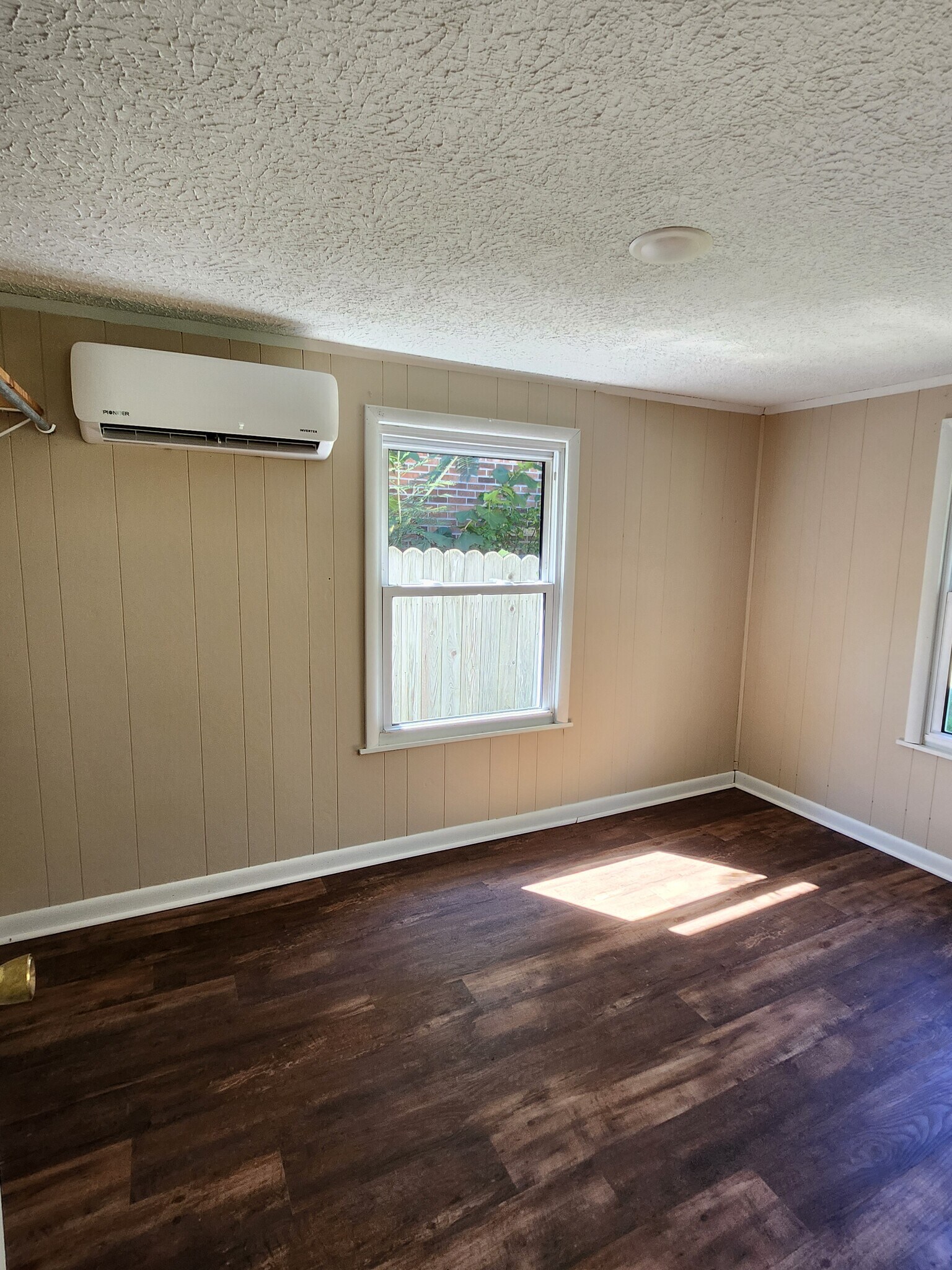 Building Photo - 517 Lattie Miller Rd